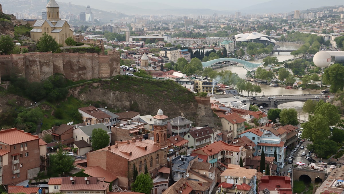 3 días en Tbilisi: vino, baños de azufre y la ruta de la seda