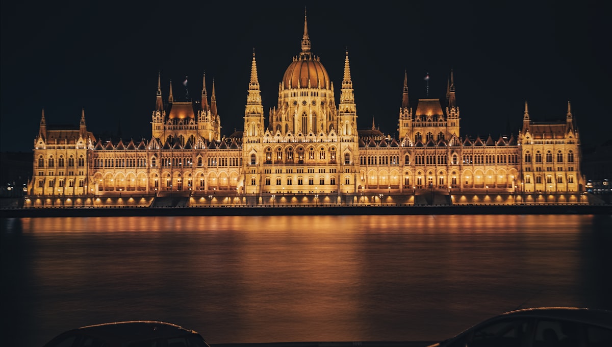 72 Hours in Budapest: Thermal Baths, Ruin Bars, and River Views