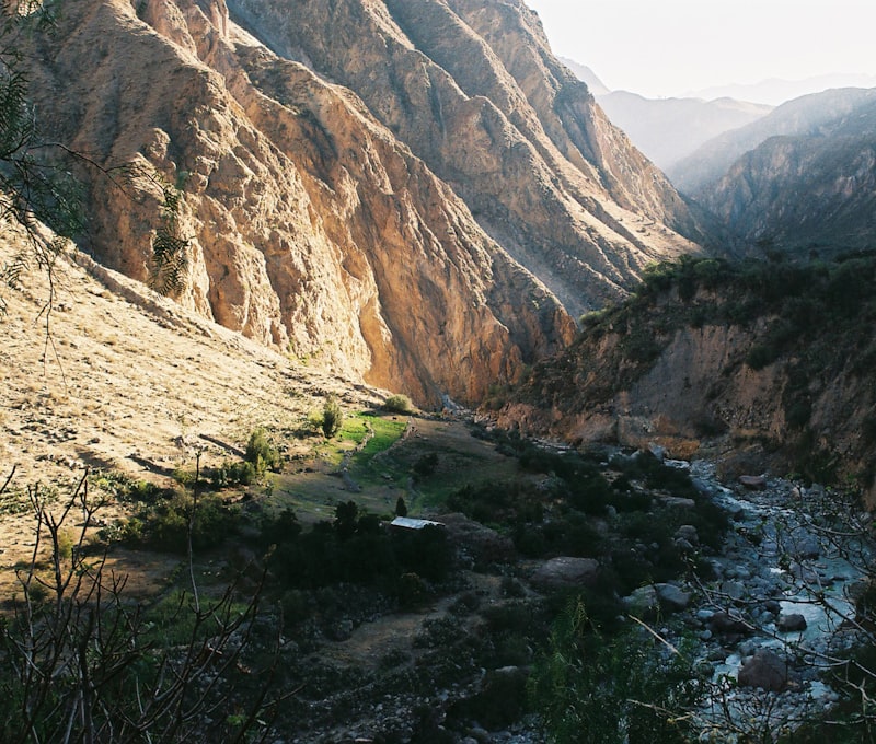 Quebrada de Humahuaca Canyon-Tal mit bunten Felsformationen in der Provinz Salta