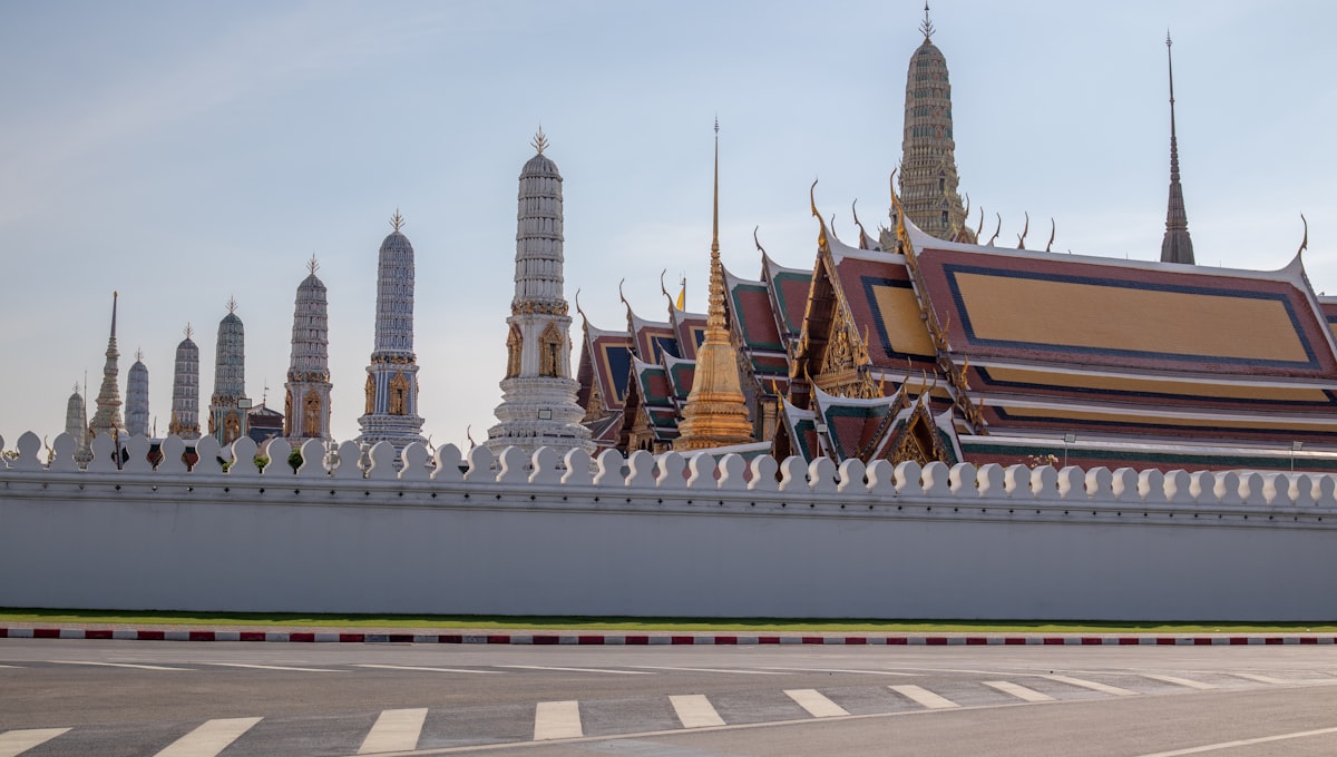 Cheapest Flights to Bangkok: A Season-by-Season Breakdown