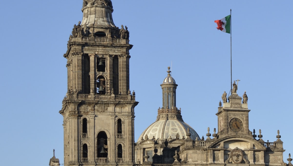 Cheapest Flights to Mexico City: Routes, Timing, and Regional Pricing