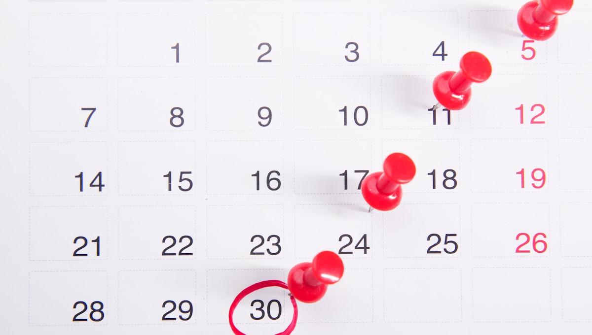 Is Tuesday Really the Cheapest Day to Book Flights? We Checked